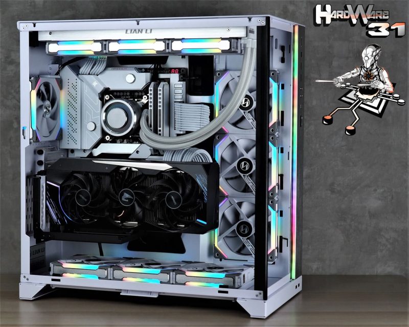 Montage client effectué avec le configurateur PC Hadware31 dans un LIAN LI O11D XL