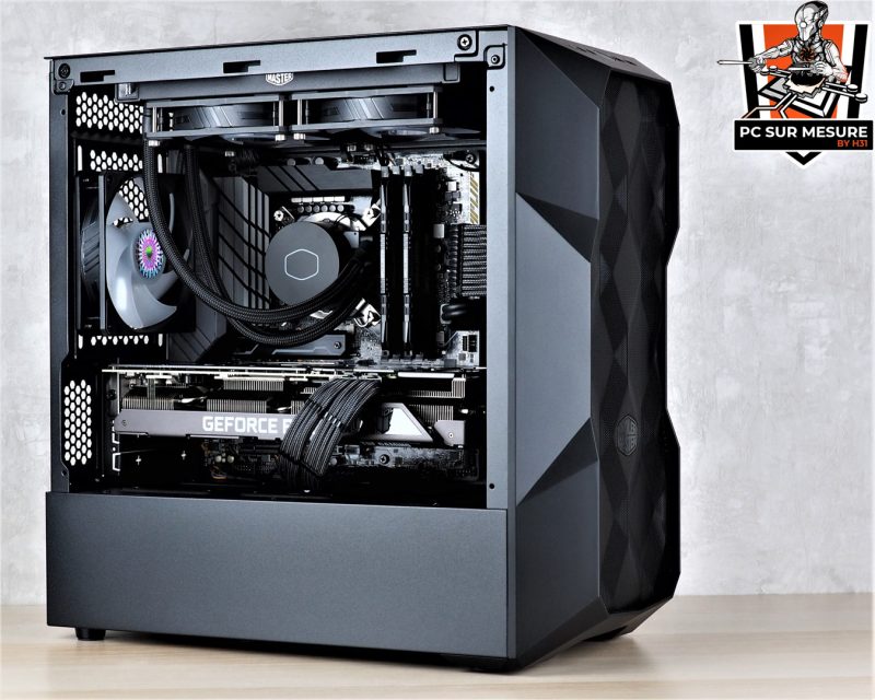 Montage client effectué avec le configurateur PC Hadware31 dans un COOLER MASTER MasterBox TD300 Mesh
