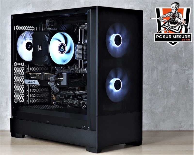 Montage client effectué avec le configurateur PC Hadware31 dans un FRACTAL DESIGN Pop Air