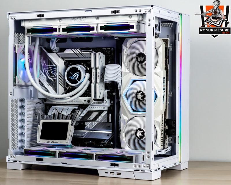 Montage client effectué avec le configurateur PC Hadware31 dans un LIAN LI O11 Dynamic EVO