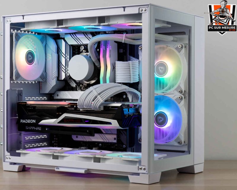 Montage dans un LIAN LI O11 Dynamic Mini d'un PC sur mesure client effectué avec le configurateur PC Hadware31