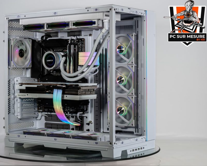 Montage dans un LIAN LI O11 Dynamic EVO XL d'un PC sur mesure client effectué avec le configurateur PC Hadware31