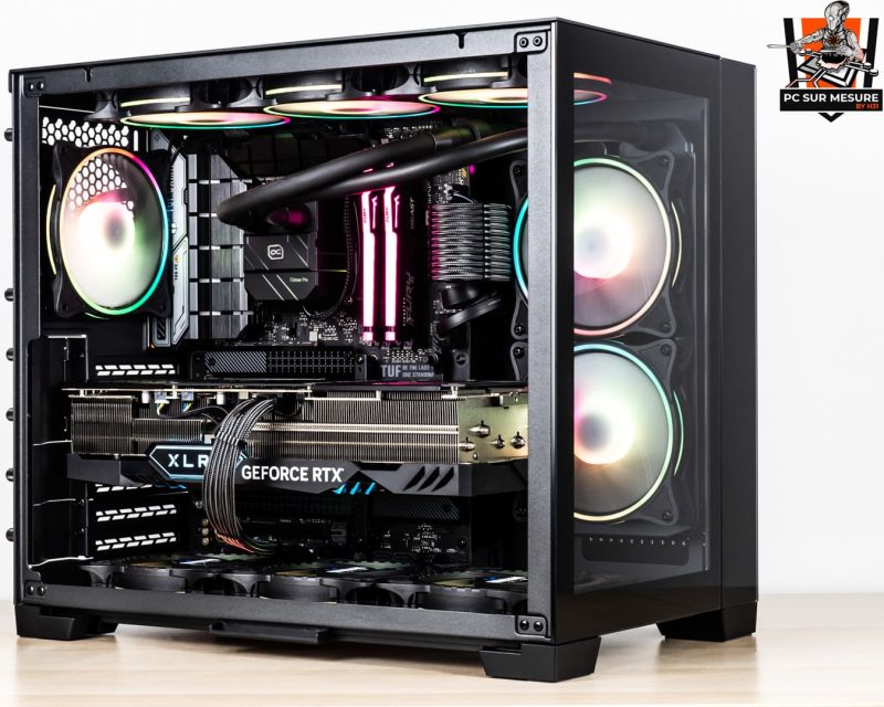 Montage dans un LIAN LI O11 Dynamic Mini d'un PC sur mesure client effectué avec le configurateur PC Hadware31