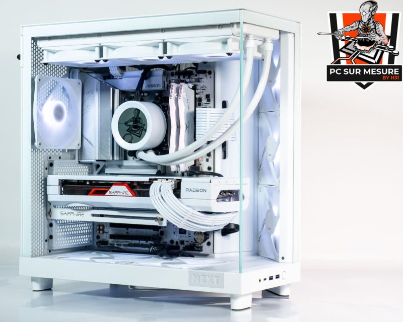 Montage dans un NZXT H6 FLOW d'un PC sur mesure client effectué avec le configurateur PC Hadware31